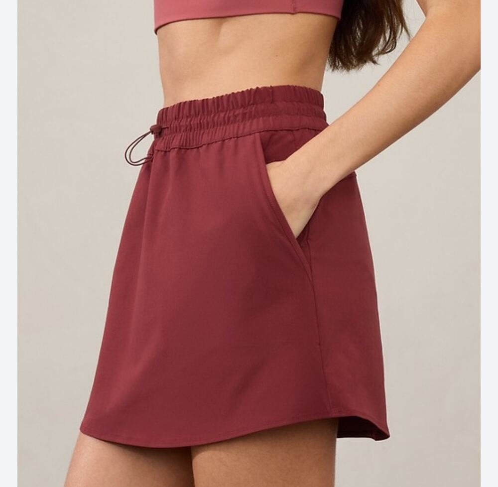Athleta Dawn High Rise Skirt Red Maroon Wine Sz Small